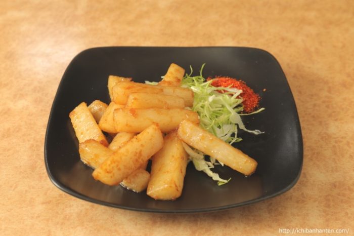 Stir-fried Japanese yams with vegetables（山芋炒め）