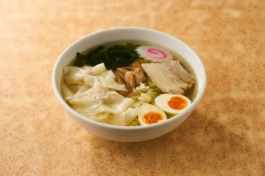 ワンタンメン（塩）