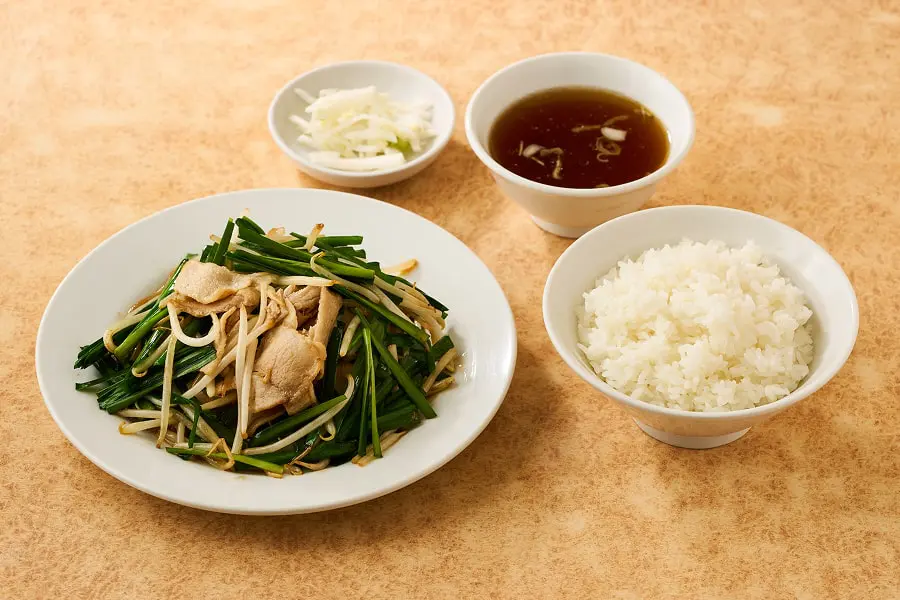 ニラ肉炒め定食