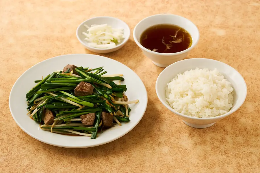 ニラレバ炒め定食